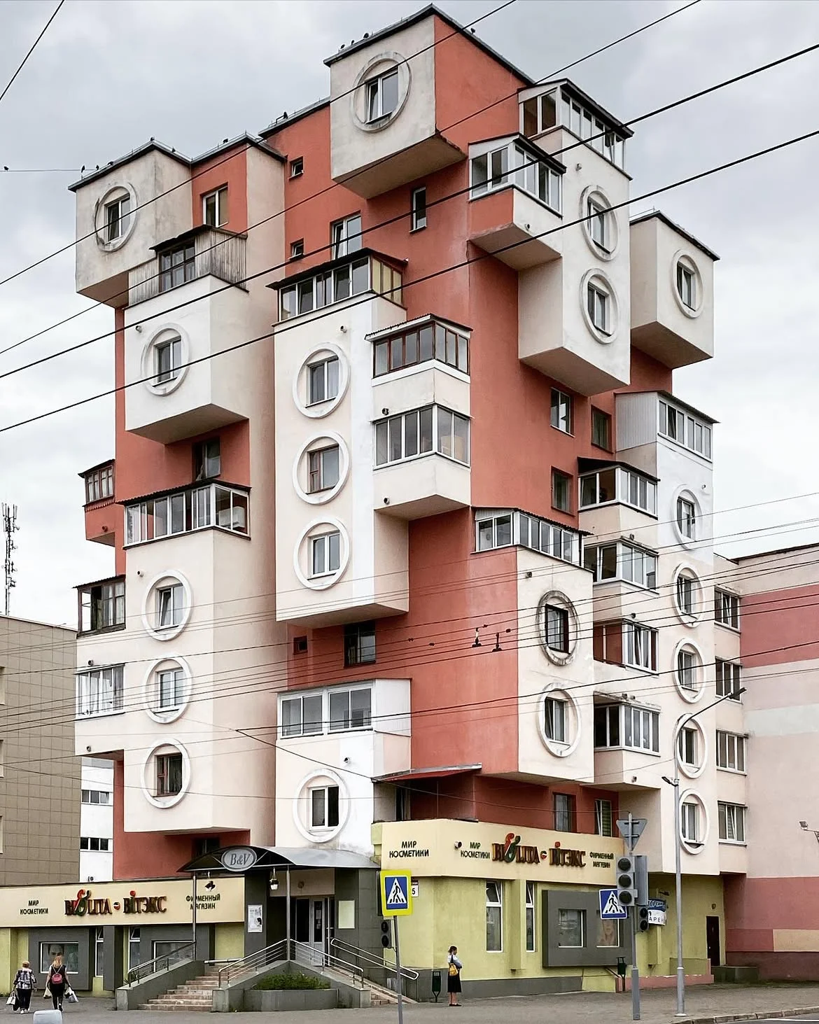 Дом «Скворечник», «Дом-конструктор», «Тетрис»